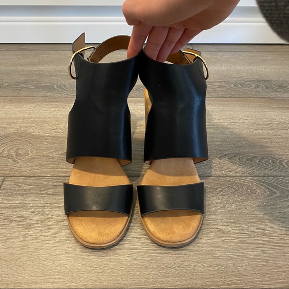 Charlotte Russe black sandal heels - Picture 2 of 7